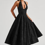 Evelyn | Sleeveless jacquard maxi dress with halter neckline