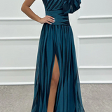 Delilah | One-shoulder maxi dress with subtle stripe detailing