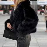 Macy | Luxurious Faux Fur Jacket – Stylish, Snuggly and Timeless