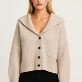 Isla | Cropped Knitted Cardigan with Deep V-Neck & Collar – Modern Comfy Look