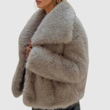 Macy | Luxurious Faux Fur Jacket – Stylish, Snuggly and Timeless