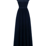 Helena | Lace maxi dress with a graceful and feminine silhouette