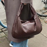Imogen | Oversized Woven Hobo Bag – Spacious Everyday Essential