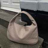 Imogen | Oversized Woven Hobo Bag – Spacious Everyday Essential