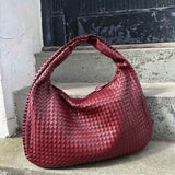 Imogen | Oversized Woven Hobo Bag – Spacious Everyday Essential