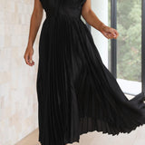 Aria | Chic Pleated Maxi Dress with Flowing Silhouette