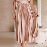Aria | Chic Pleated Maxi Dress with Flowing Silhouette