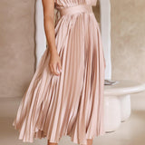 Aria | Chic Pleated Maxi Dress with Flowing Silhouette