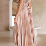 Aria | Chic Pleated Maxi Dress with Flowing Silhouette