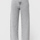 Mae | High-Waisted Wide-Leg Jeans with Straight Legs – Minimalist Denim Style