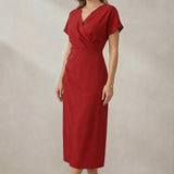 Annabelle | Relaxed V-Neck Midi Dress