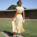 Francesca | Flowing halter-neck dress for elegant occasions